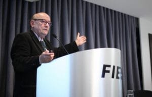 logística Santa Catarina,Egídio Martorano Fiesc,Logistique 2025,Expocentro BC,transporte rodoviário SC,dragagem Baía da Babitonga,porto de Itajaí,porto de Imbituba,logística Brasil,ranking CLP logística