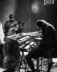 floyd machine,tributo pink floyd,show balneário camboriú,pink floyd teatro bruno nitz,experiência sonora pink floyd,dark side of the moon 52 anos,espetáculo imersivo pink floyd