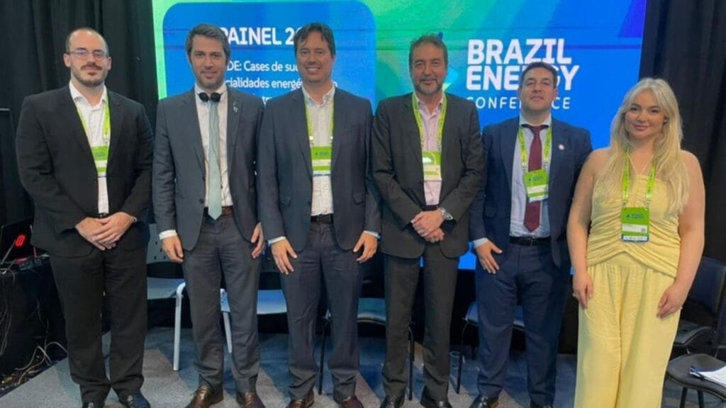 financiamento da transição energética,crédito sustentável no Brasil,ABDE energia,BRDE investimentos,AgeRio energia,projetos sustentáveis,energia limpa no Brasil,AFD Brasil,energia fotovoltaica,eficiência energética São Paulo