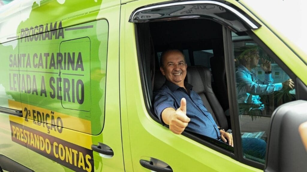 Governo de Santa Catarina,Santa Catarina Levada a Sério,investimentos em municípios,obras públicas SC,programa municipalista,Jorginho Mello governador,infraestrutura em Santa Catarina,saúde pública catarinense,convênios municipais SC,mobilidade urbana SC,educação em Santa Catarina,parceria governo municípios,liberação de recursos SC,defesa civil SC,programa Estrada Boa