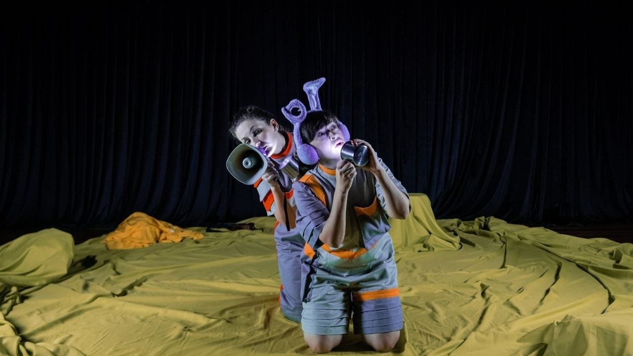 Cia Experimentus Teatrais,espetáculo infantil gratuito,teatro para crianças Timbó,projeto Circuito para Meninas Voadoras,teatro com LIBRAS,cultura Santa Catarina