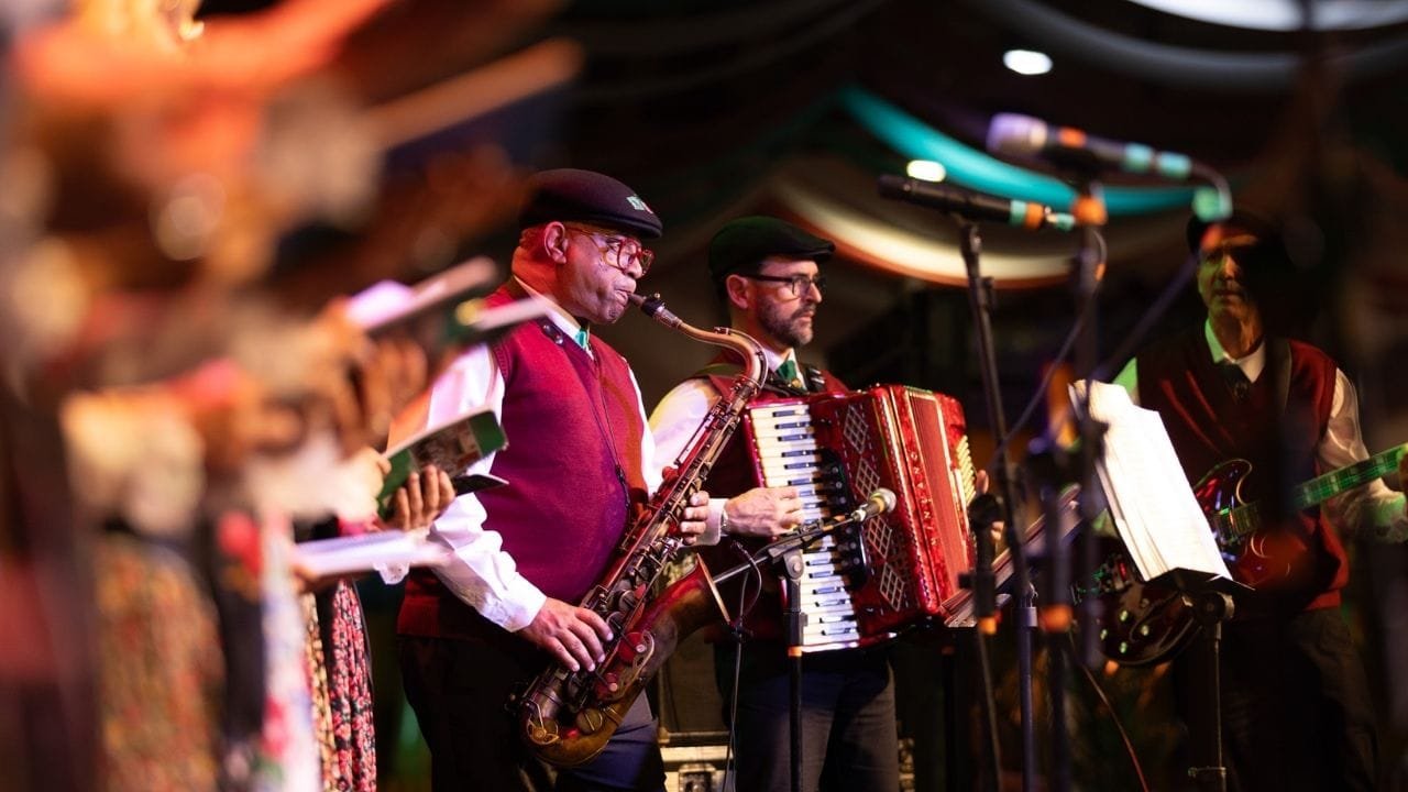 Festitália Blumenau,imigração italiana em Santa Catarina,eventos culturais SC,comida italiana Blumenau,Parque Vila Germânica