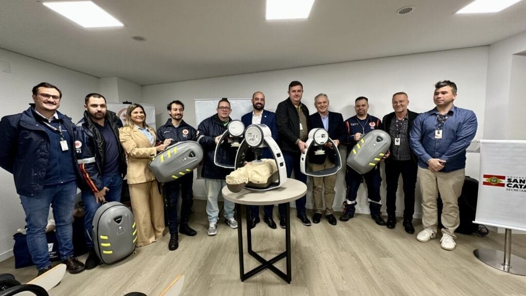 Samu Santa Catarina,equipamentos médicos Samu,investimento saúde pública,Florianópolis saúde,compressores torácicos