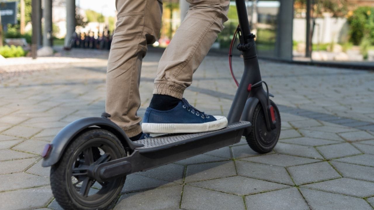 Camboriú,projeto de lei,ciclomotores,motos elétricas,patinetes,regulamentação,audiência pública,trânsito seguro