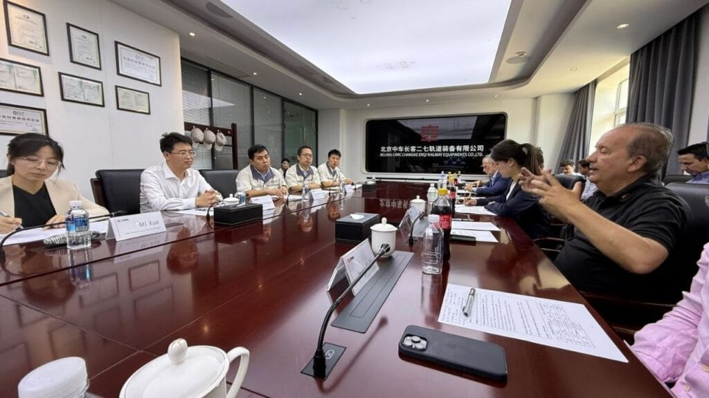 Santa Catarina ferrovia,infraestrutura logística,CRRC vagões,Power China ferrovias,Jorginho Mello agenda ferroviária
