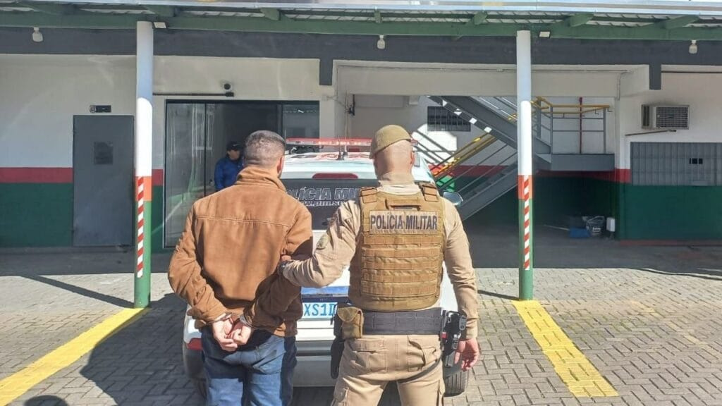 Polícia Militar Balneário Camboriú,mandados de prisão SC,segurança Camboriú,PMSC 12º Batalhão