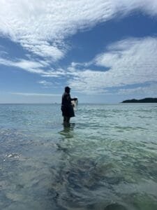 exposição fotográfica Bombinhas 2025,Maratona Fotográfica de Bombinhas,acessibilidade em exposições,férias de julho em Bombinhas,cultura visual em Santa Catarina