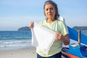 bordado crivo Bombinhas,fotolivro criveiras,cultura tradicional Santa Catarina