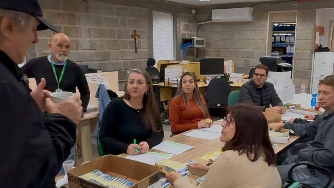 auxílio alimentação Camboriú,servidores públicos Camboriú,benefício para servidores,prefeitura de Camboriú,Leonel Pavan,Facecard Camboriú