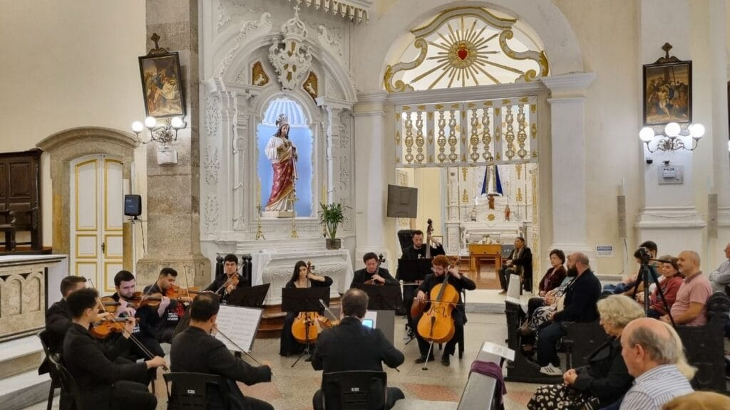 música de câmara Florianópolis,concerto OFiC Catedral,Orquestra Filarmônica Catarinense,apresentação gratuita música clássica
