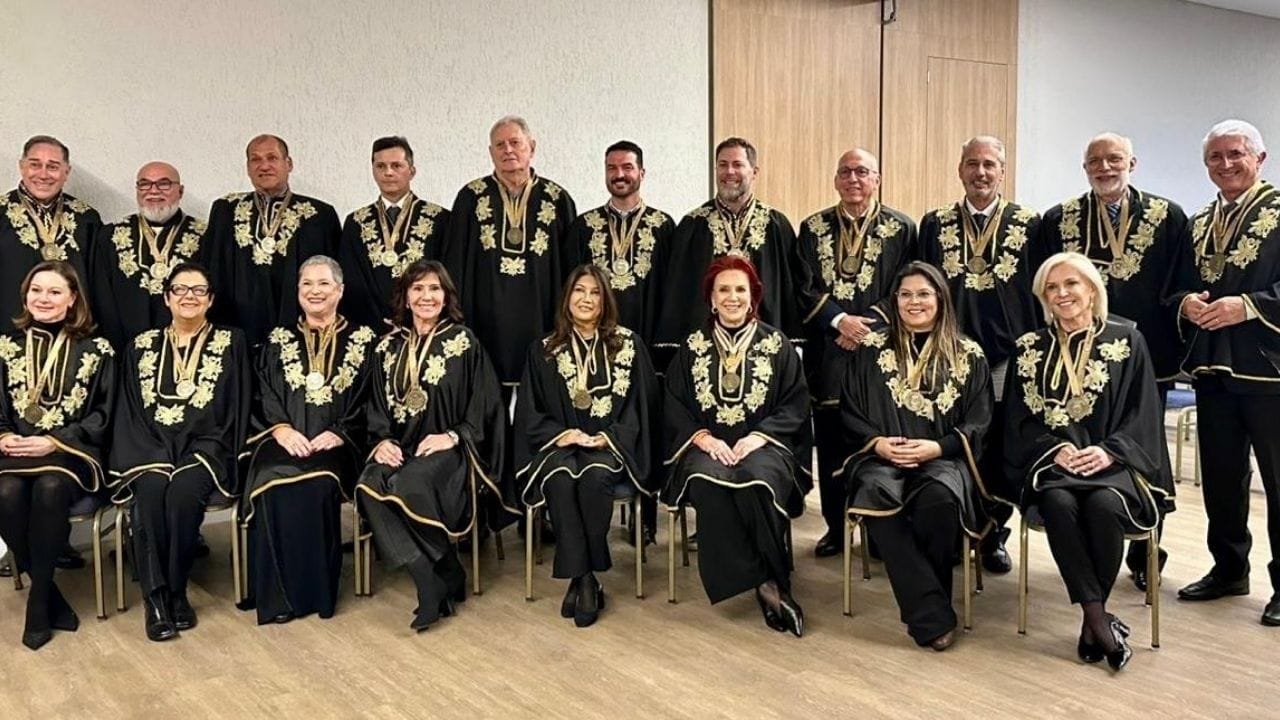 Academia de Letras de Balneário Camboriú,Eudes Moraes,posse literária,projetos culturais