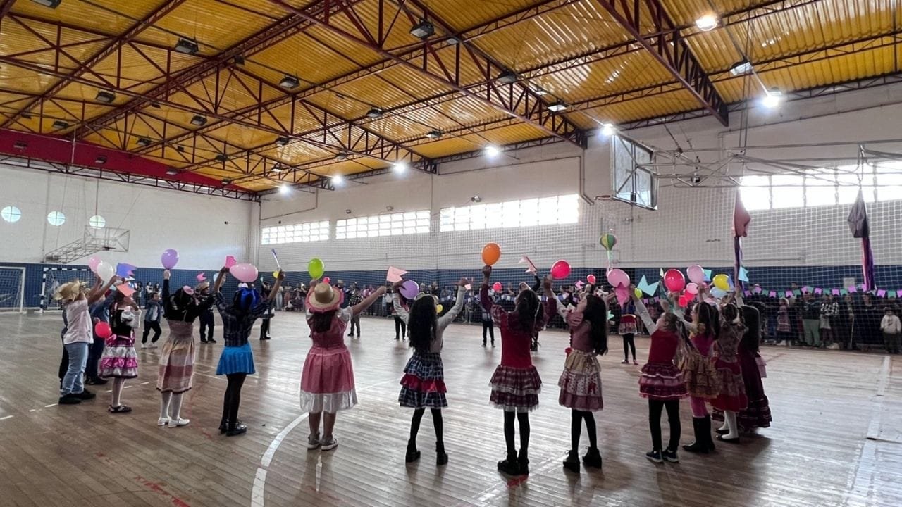 festa julina escolas Balneário Camboriú,programação festa junina escolas,educação infantil SC,eventos culturais Balneário Camboriú,comidas típicas São João