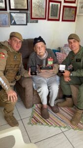 veterano 2ª Guerra Mundial Camboriú,Polícia Militar SC,Vô Hugo homenagem,Força Expedicionária Brasileira,militares valorização