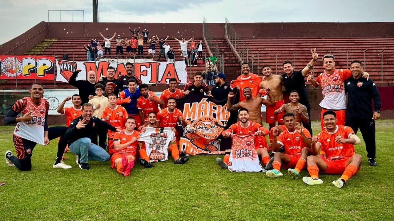 Camboriú semifinal,Catarinense Série B,vitória nos pênaltis,Juventus,Blumenau futebol