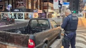 carro removido Balneário Camboriú,licenciamento atrasado,débitos veiculares,fiscalização de trânsito,Fiat Strada Fraiburgo