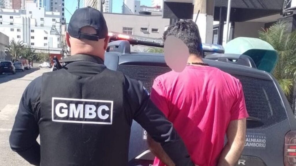 violência doméstica Balneário Camboriú,Guarda Municipal,prisão,agressão verbal,Bairro dos Municípios
