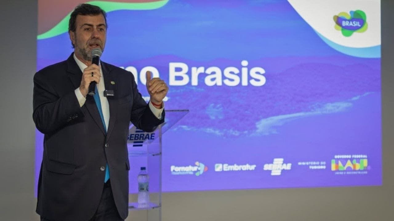 Plano Brasis Santa Catarina,turismo internacional SC,Embratur turismo,crescimento turismo internacional,marketing turístico internacional