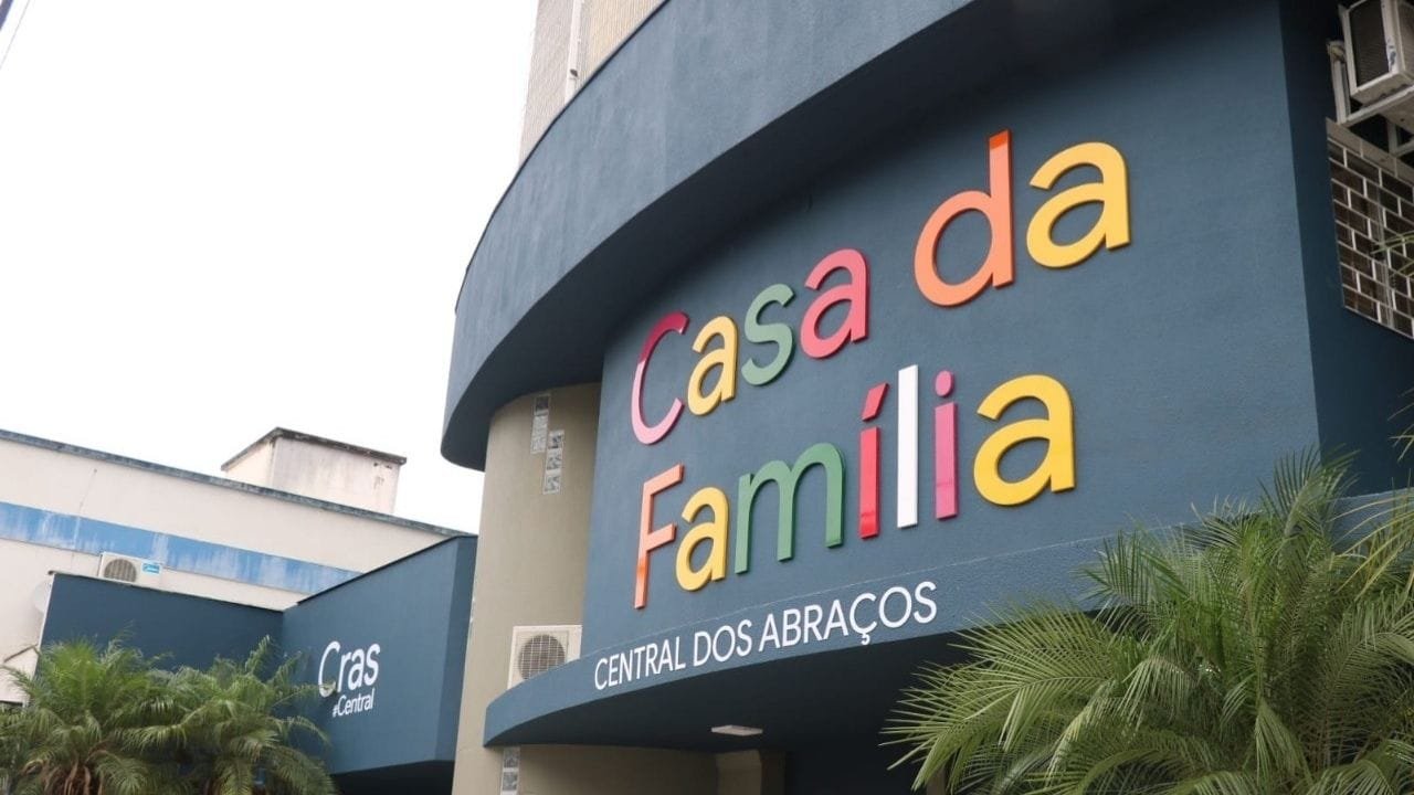 cursos gratuitos Balneário Camboriú,oficinas Casa da Família,atividades culturais e esportivas