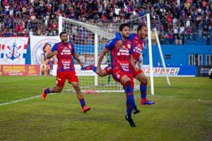 QLuz Itajaí Marcílio Dias,patrocínio futebol SC,Quantum Engenharia esporte,modernização iluminação pública Itajaí