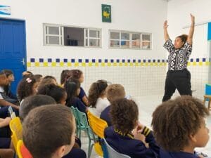 espetáculo Angola Itajaí,contação de lendas negras,Baobá Itajaí,temporada cultural gratuita,imigração angolana
