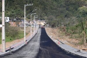 pavimentação Rua Rio Pardo,obra em Camboriú,investimento em infraestrutura,Rio Pequeno,entrega antecipada obra