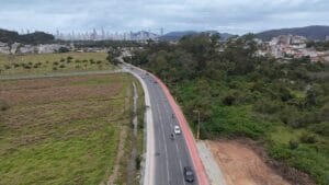 obra estratégica,revitalização,ampliação de via,sinalização viária,segurança no trânsito