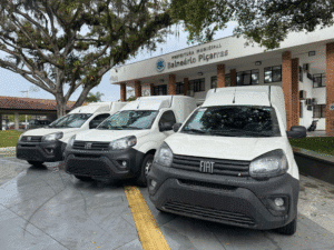 frota de veículos Balneário Piçarras,investimento saúde e educação,veículos para servidores,Programa Saúde em Casa,gestão pública Balneário Piçarras