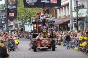 Oktoberfest Summit 2025,Blumenau 2025,bastidores Oktoberfest,turismo e inovação,Camarote Spaten