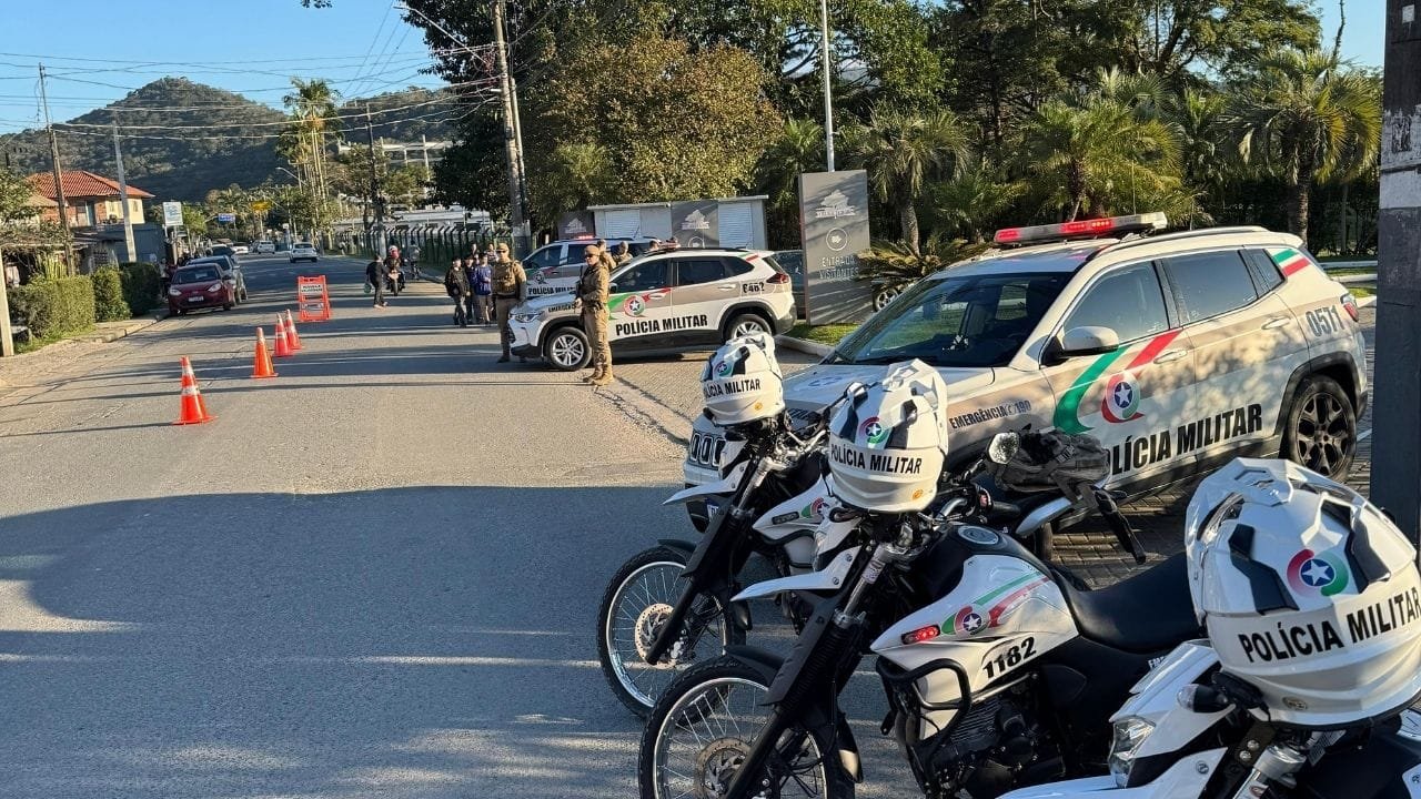 foragido preso Balneário Camboriú,tráfico de drogas SC,skunk apreendido Polícia Militar