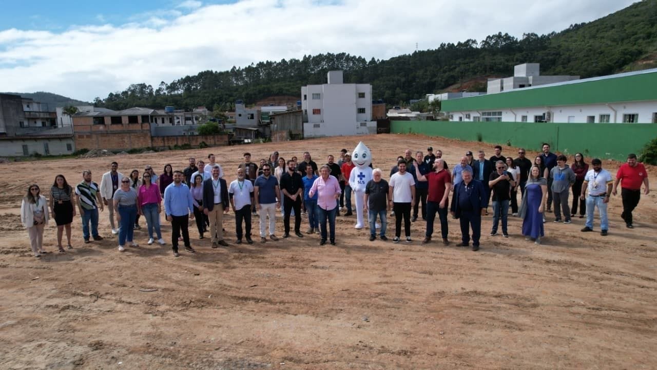 UBS Camboriú,nova unidade de saúde,investimento saúde pública,bairro Cedro,atenção primária