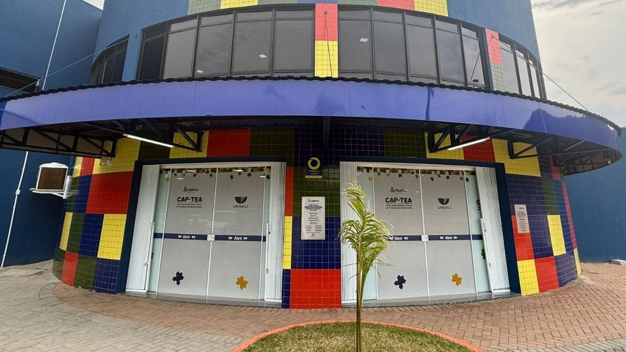 CAP-TEA Itapema,atendimento autismo,centro de terapias SC,crianças e adolescentes,consultas especializadas