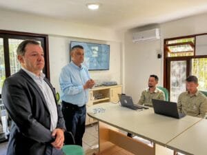 plantio de árvores,arborização urbana,Balneário Camboriú,gestão ambiental,árvores nativas,Viveiro Mata Atlântica,educação ambiental