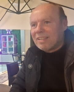 livro Lomont Filho,lançamento Balneário Camboriú,trajetória artística SC,LIC 2025,cultura catarinense