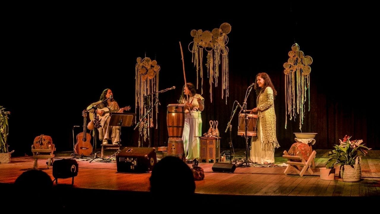 show Rezo Itajaí,cultura popular catarinense,Bárbara Kristensen