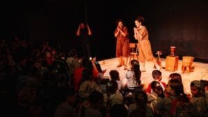 Cor de Quê Itajaí,espetáculo infantil gratuito,educação racial,teatro para escolas,Izô Cultura