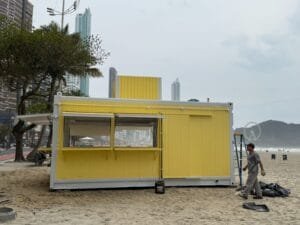 Quiosques Balneário Camboriú,obras Praia Central,contêineres orla,reurbanização BC