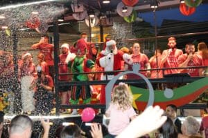 Parada de Natal do Shopping Mueller será realizada nos dias 11, 12, 13 e 14 de dezembro