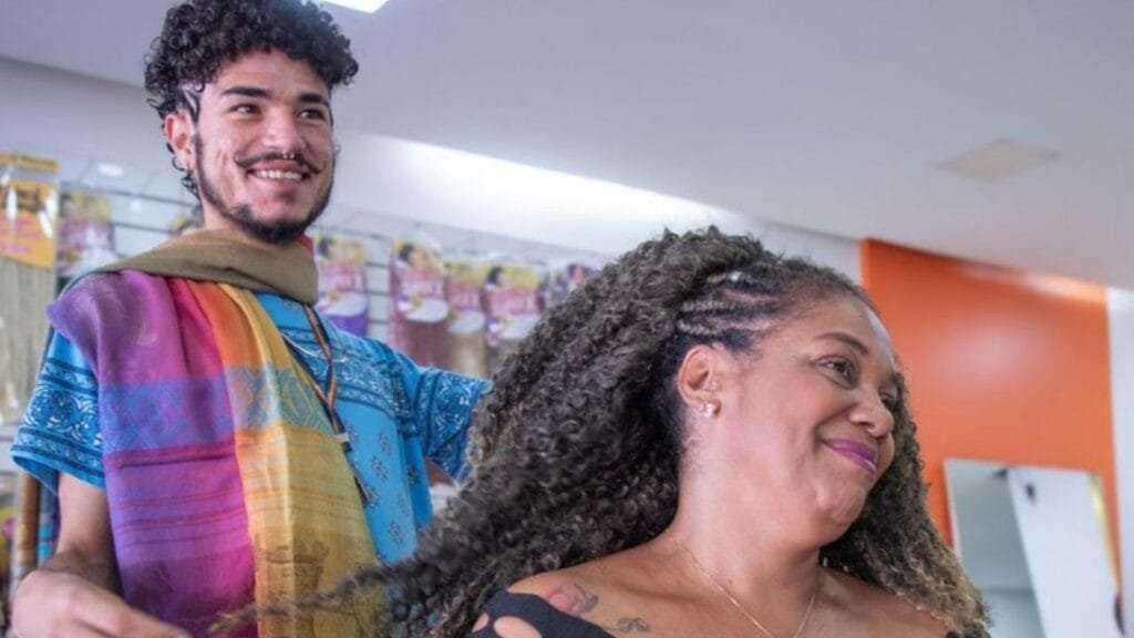 desemprego no Brasil,dados IBGE,carteira assinada recorde,mercado de trabalho 2025