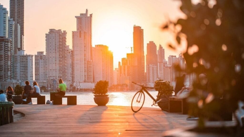 hotelaria BC,turismo Balneário Camboriú,verão Mercosul