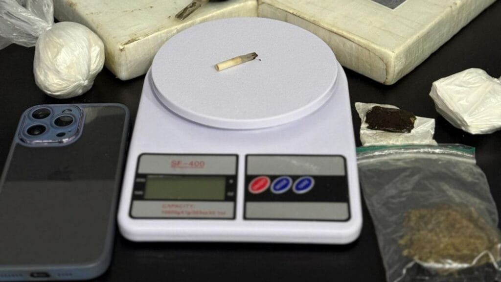 furto Balneário Camboriú,Mega Shopping,crime loja,Polícia Militar SC