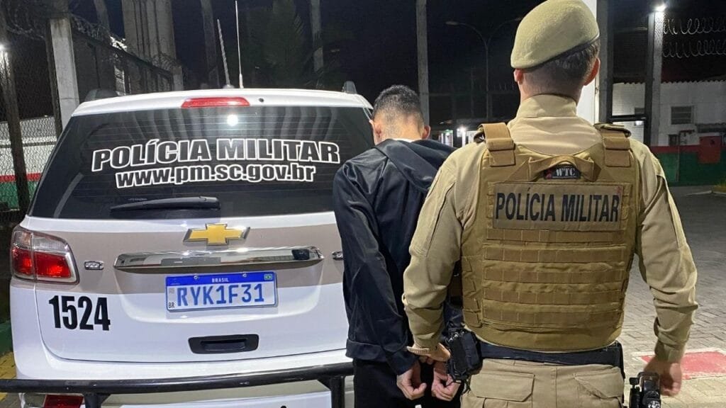 foragido Balneário Camboriú,barreira policial,Presídio Canhanduba,recaptura