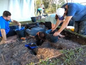 Arqueólogo de Joinville lança edição revisada de livreto que ensina jovens e crianças sobre a importância dos sambaquis catarinenses