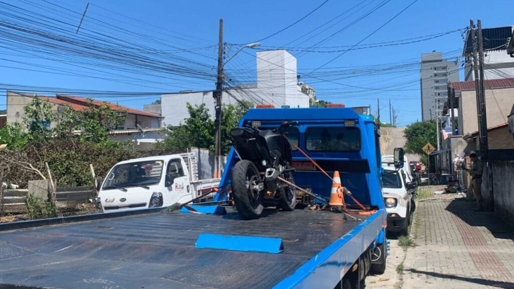 receptação Camboriú,motocicletas furtadas,Polícia Militar Santa Catarina,apreensão policial