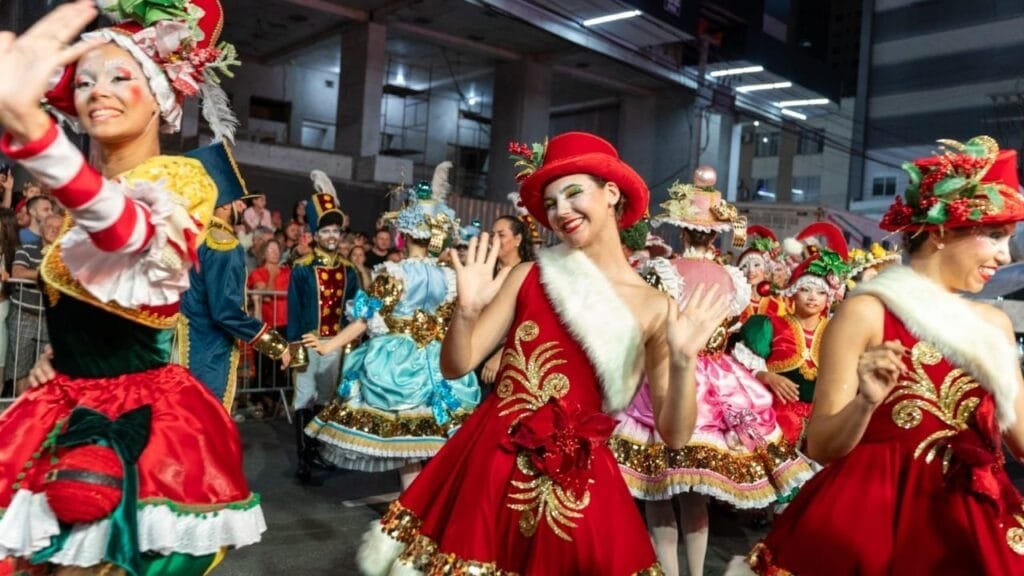 desfile de Natal,Corpo de Baile de Itajaí,Natal Encanto,Viva o Natal BC