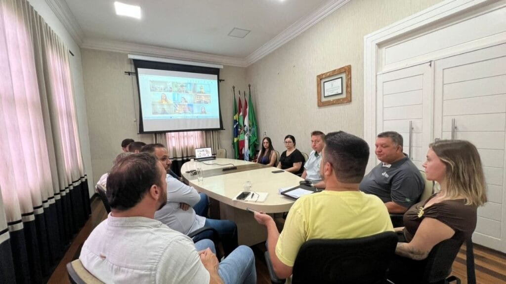 saneamento em Penha,Águas de Penha,Ministério Público de SC,contrato de concessão Penha,Estação de Tratamento de Esgoto Penha,ARIS,drenagem Santa Regina,extravasamento de esgoto Gravatá