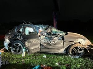 Aline Dalmolin,acidente em Balneário Camboriú,Porsche Macan,empresária morta