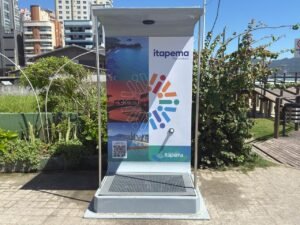 Itapema,duchas na orla,infraestrutura de praias,turismo em Itapema