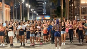 aula de samba,Fundação Cultural de Itajaí,Casa da Cultura,Carnaval Papa-Siri 2026,Keyt Blue,dança em Itajaí,aulas gratuitas,cultura em Santa Catarina,samba no pé,eventos culturais