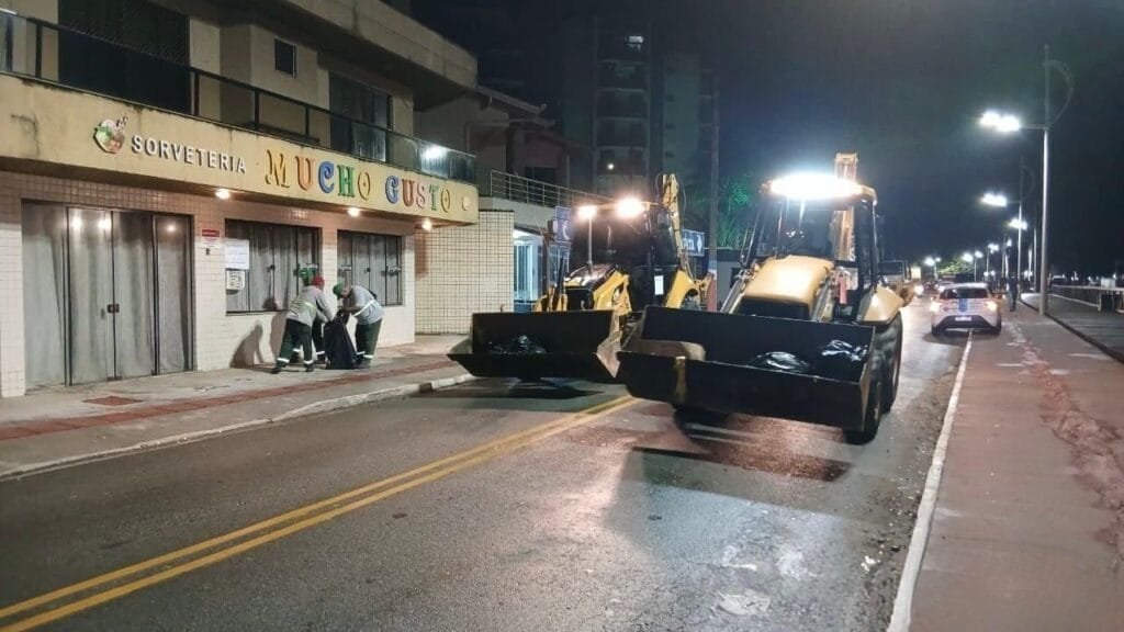 limpeza da orla Navegantes,Réveillon Navegantes,coleta de lixo praia,megaoperação de limpeza,verão em Navegantes