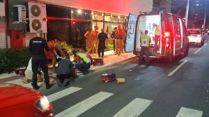 Balneário Camboriú,atropelamento em Balneário Camboriú,BC Trânsito,agente de trânsito Balneário Camboriú,acidente na Avenida Atlântica,faixa de pedestres Balneário Camboriú,segurança no trânsito Santa Catarina,primeiros socorros trânsito,atendimento imediato acidente,Autarquia Municipal de Trânsito,pedestre atropelado,Código de Trânsito Brasileiro,respeito às leis de trânsito,sinalização viária Balneário Camboriú,ocorrência de trânsito Santa Catarina